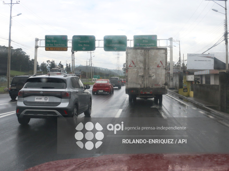 INGRESO SUR QUITO