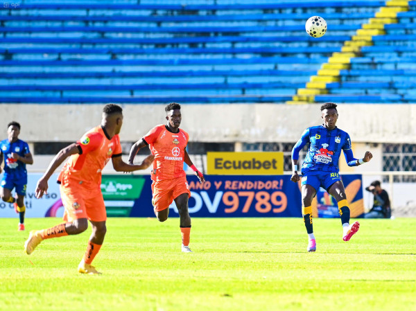 Libertad descongela 1-0 a Delfín