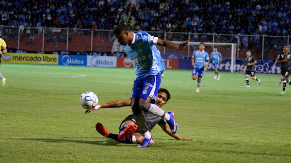 Macará asusta en Brasil, firme de remontar en Ambato
