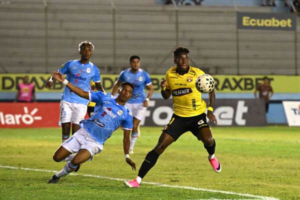 Manta sorprende 2-0 a Barcelona en el Jocay