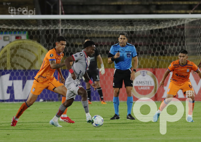 El Nacional elimina a Blooming en penales