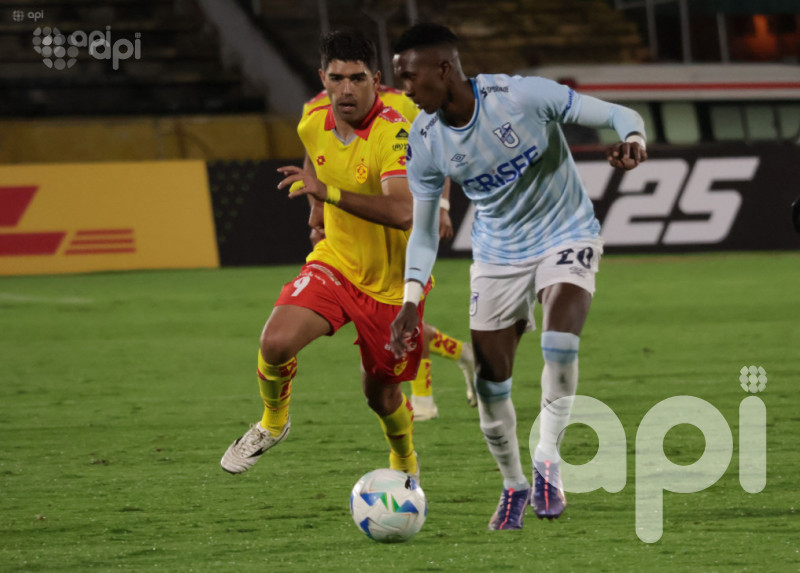 Sudamericana: U. Católica se deshace de Aucas por penales