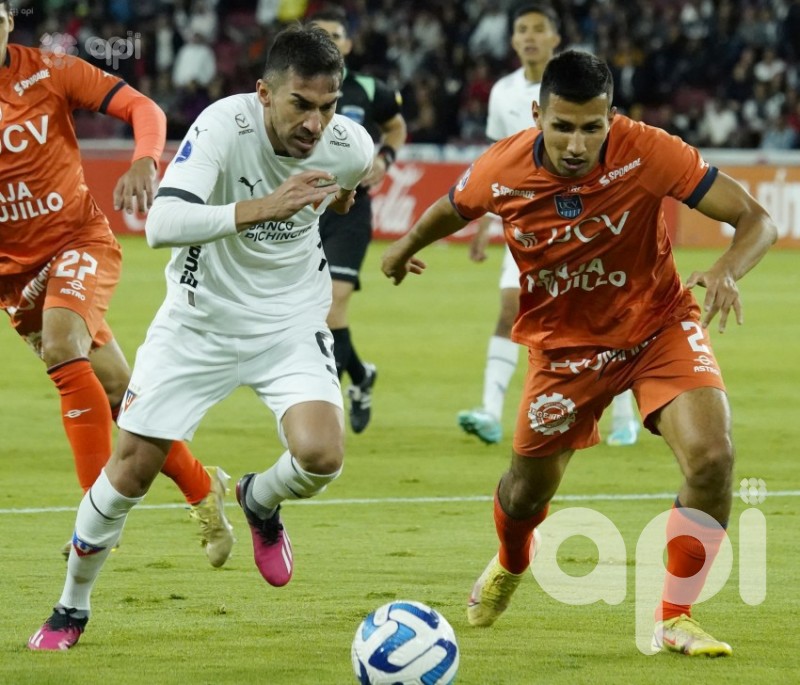 Sudamericana: Liga golea 3-0 a C. Vallejo y pasa a 8vos
