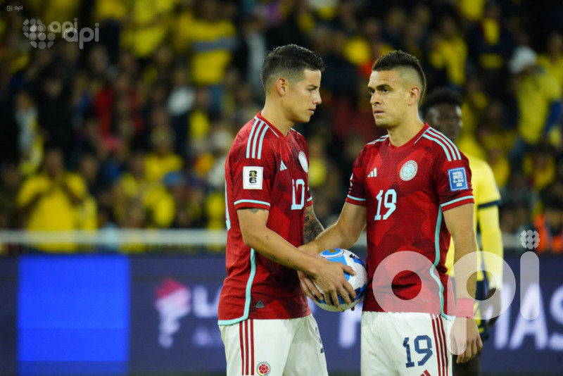 Colombia gana Grupo D al empatar (1-1) con Brasil