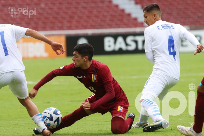Venezuela gana 2-0 a Paraguay y califica al Mundial