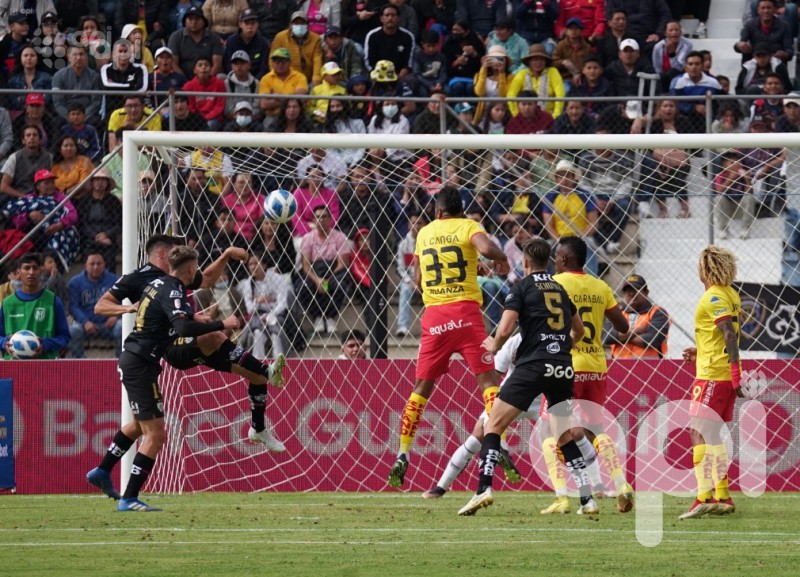 Del Valle Supercampeón de Ecuador