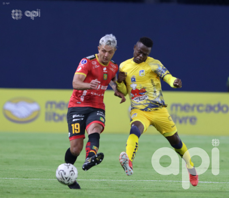 El 'Cetáceo' llega a puro gol a fase de grupos