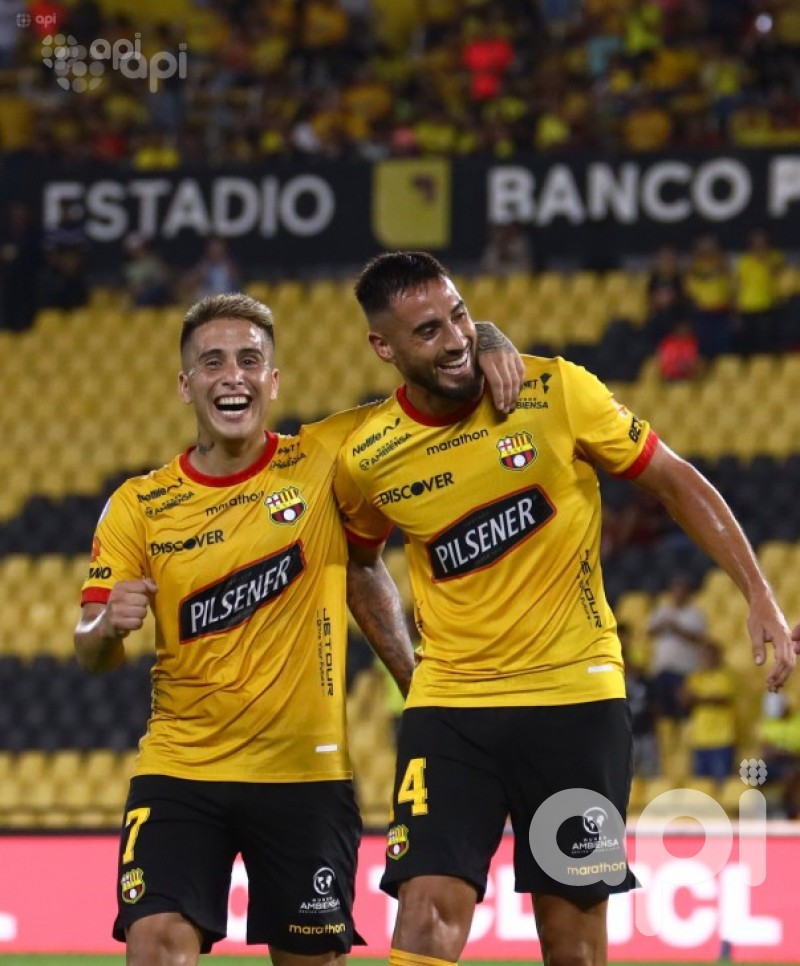 Libertadores: C. Porteño se impone 2-1 a Barcelona