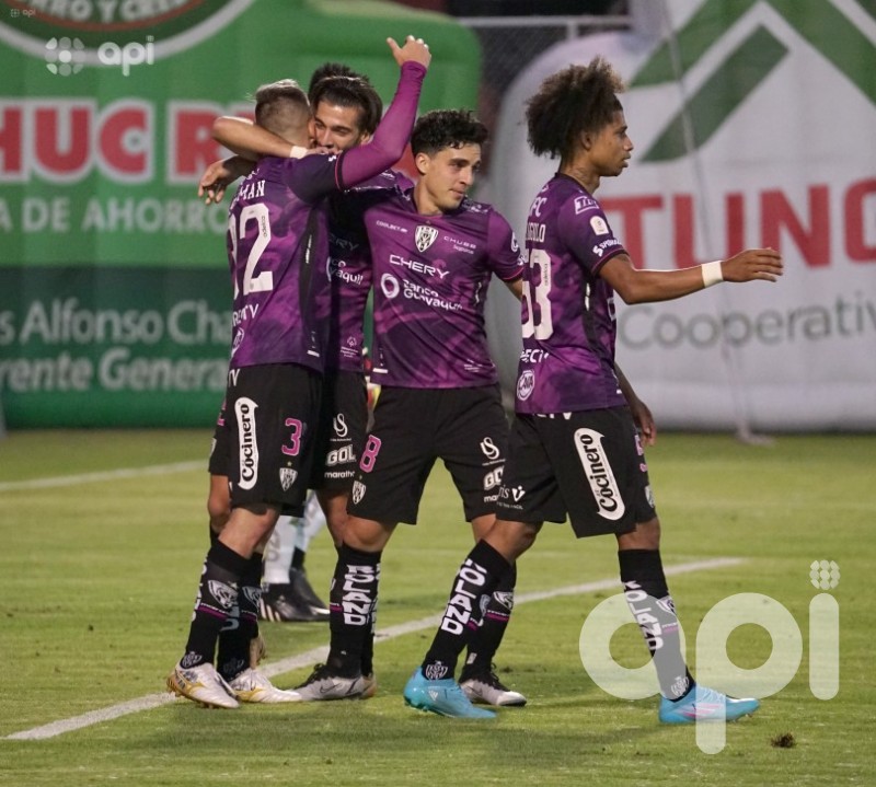 Del Valle imparable en Copa Ecuador
