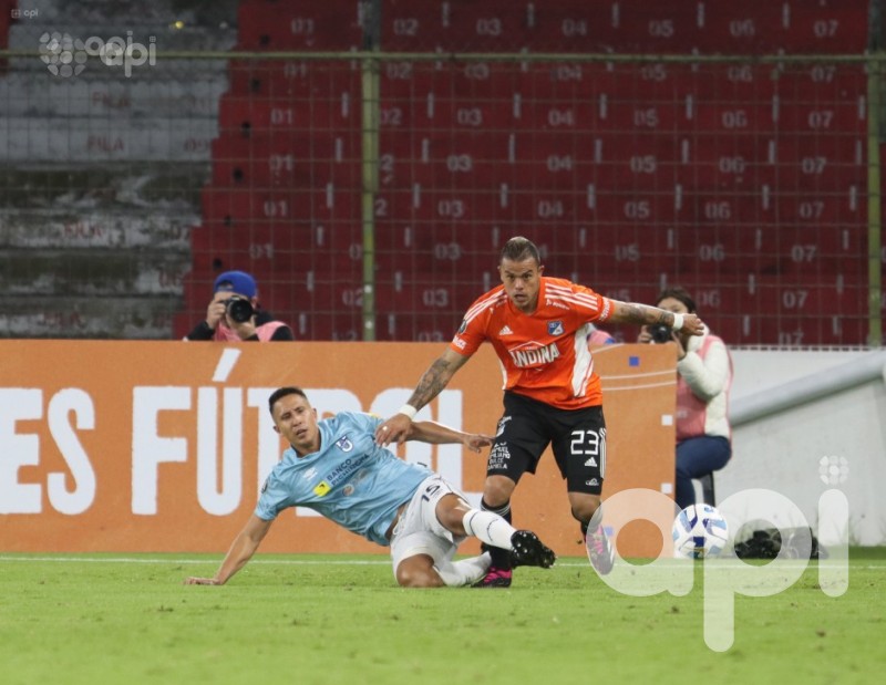 Millonarios remonta, gana 2-1 y elimina a Católica en Libertadores