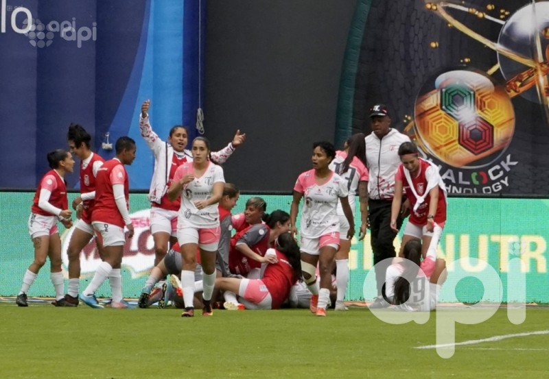 Ñañas, monarca de la Súper Liga Femenina