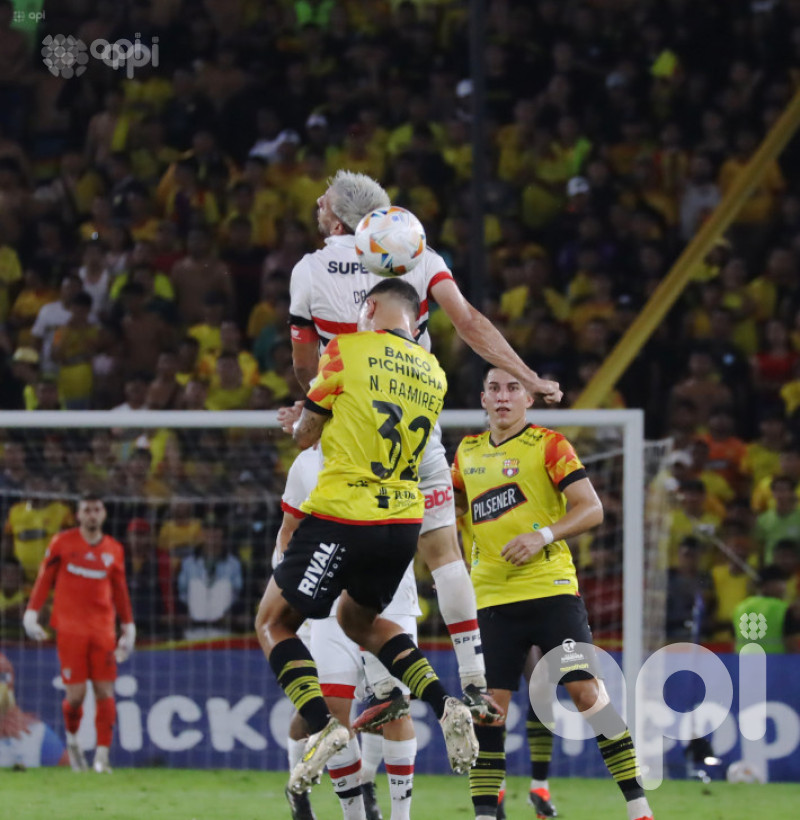 El ídolo a un empate de la Sudamericana