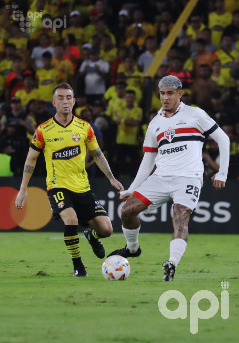 El Paulista complica al ídolo ecuatoriano