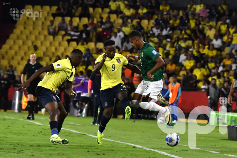 Ecuador blanquea 4-0 a Bolivia en Guayaquil