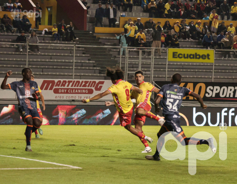 Aucas sortea 2-0 a Libertad
