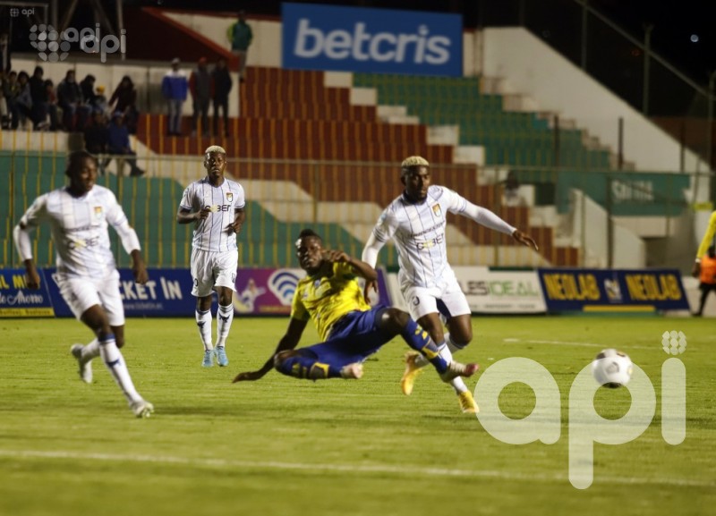 'Súper Guala' opaca a los octubrinos en Azogues