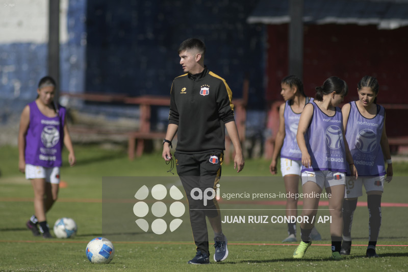 UIO-SUPERLIGA-ESPUCE-IDV