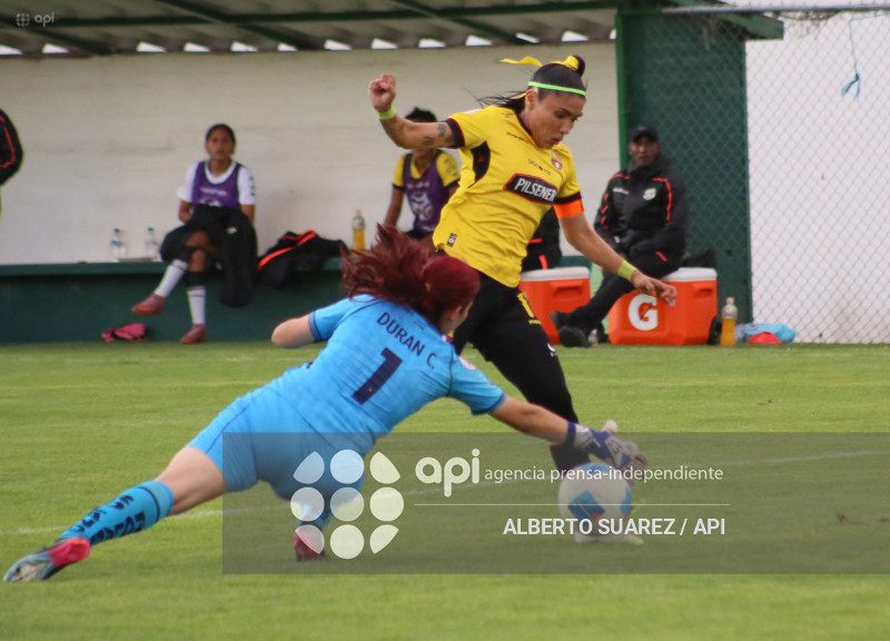 FBL SUPERLIGA FEMENINA EL NACIONAL VS BARCELONA