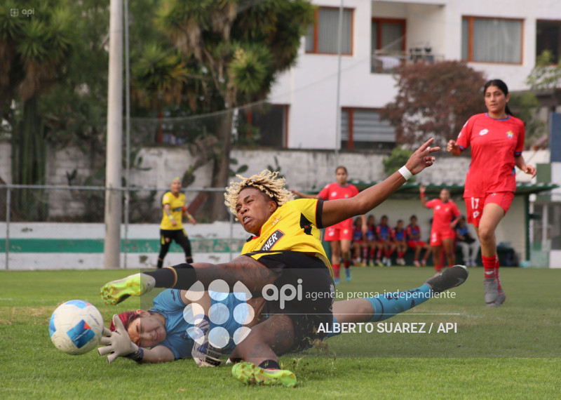 FBL SUPERLIGA FEMENINA EL NACIONAL VS BARCELONA